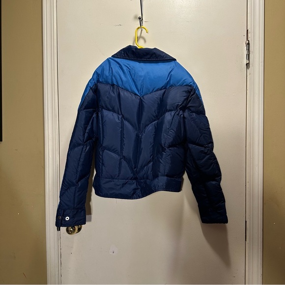 Vintage Blue Puffer Jacket - Picture 2 of 7